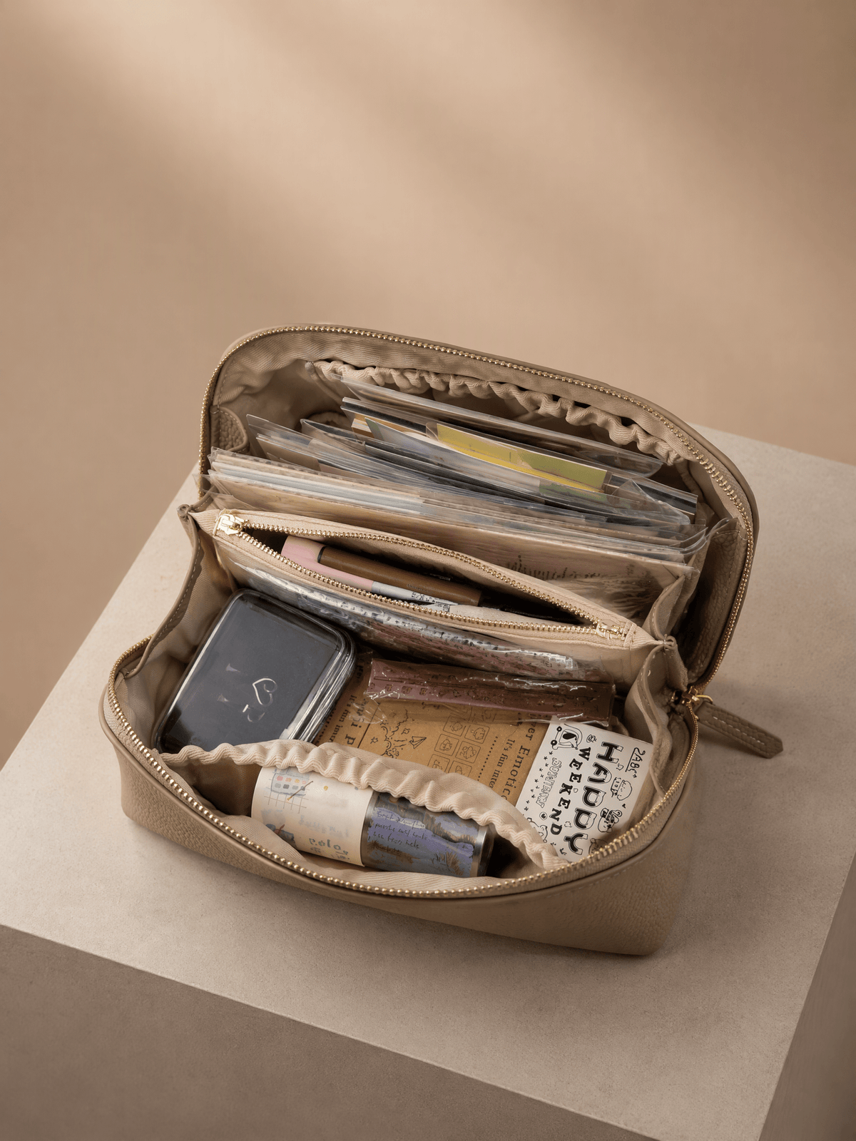 Traveler Leather Organizer Pouch