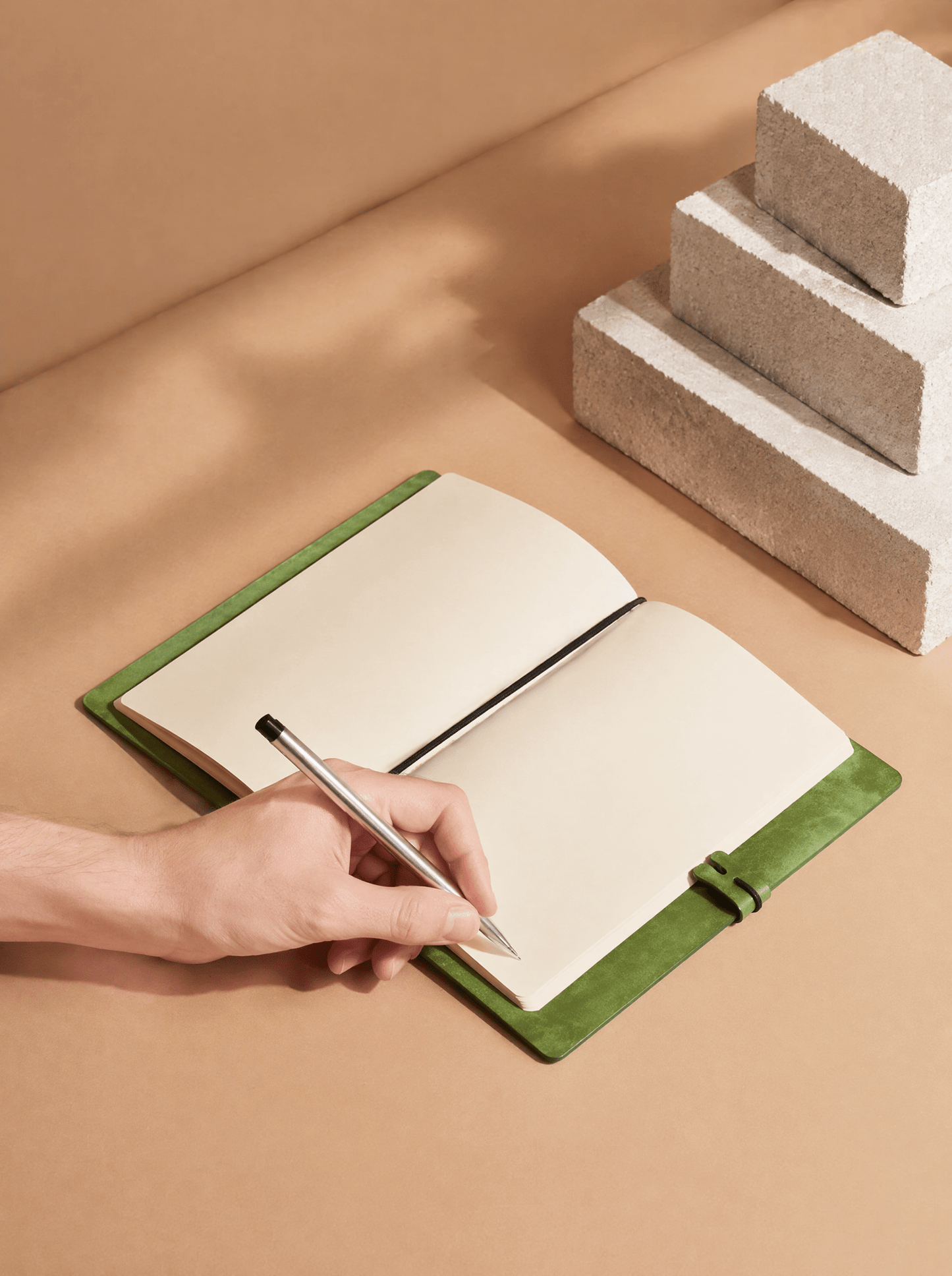 Traveler leather journal