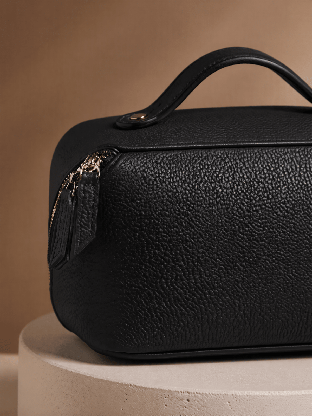 Traveler Leather Organizer Pouch
