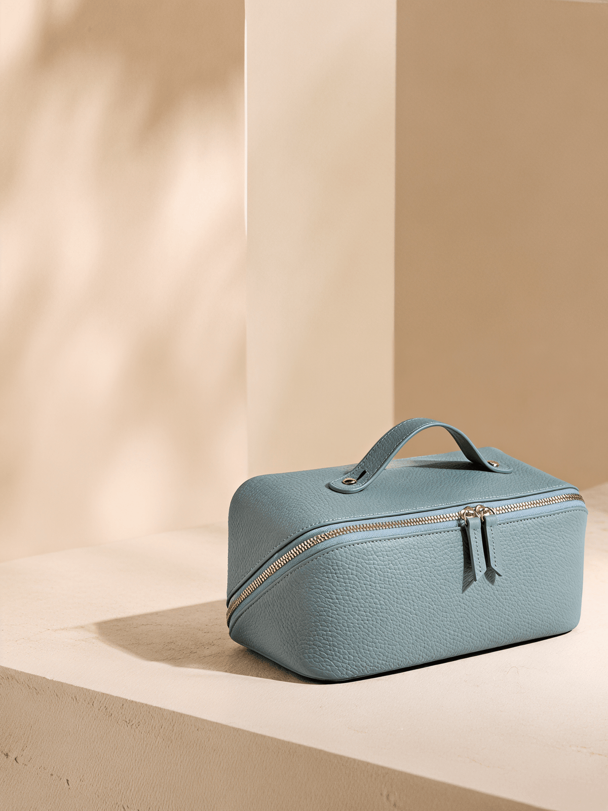 Traveler Leather Organizer Pouch