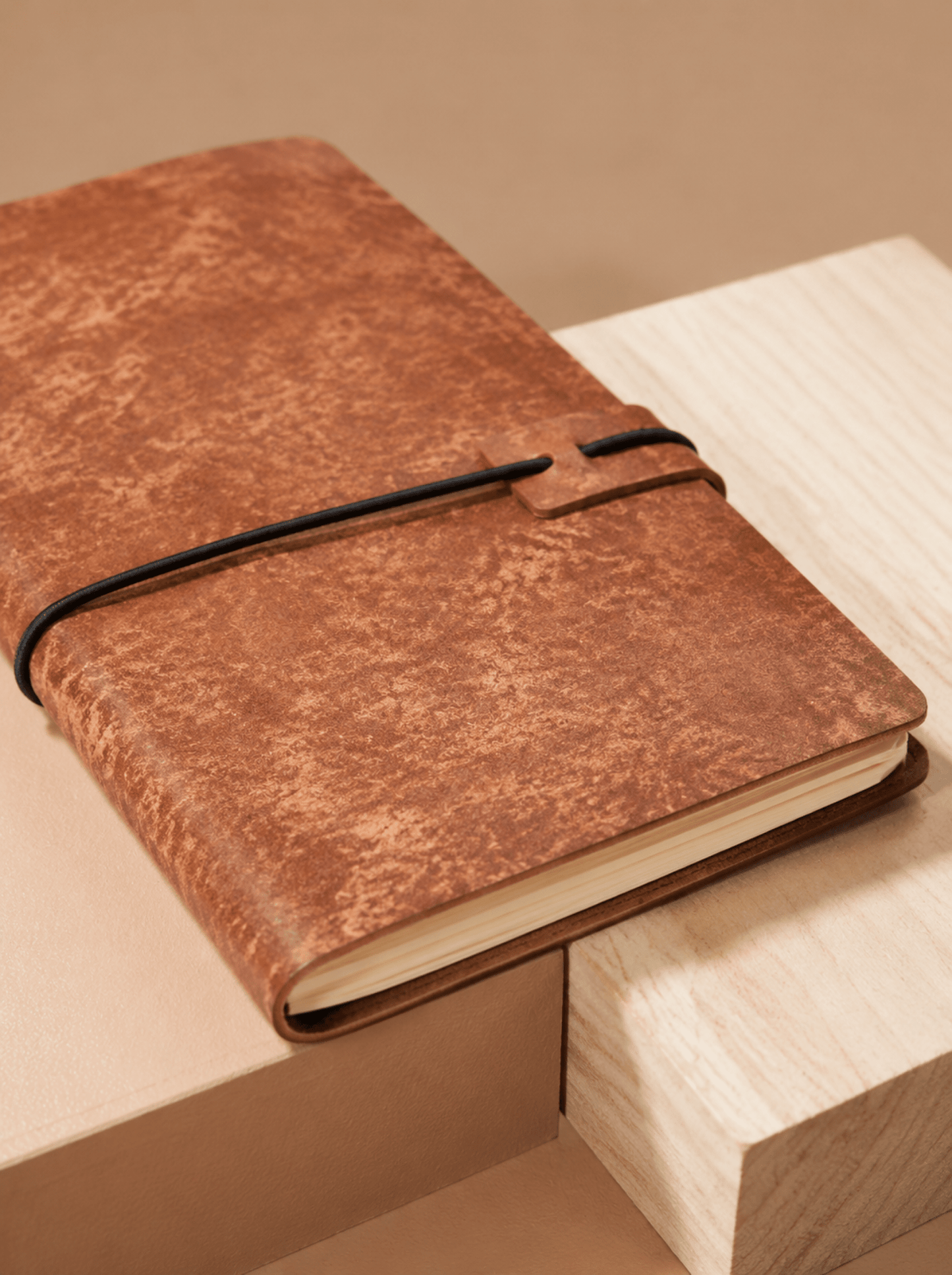 Traveler leather journal