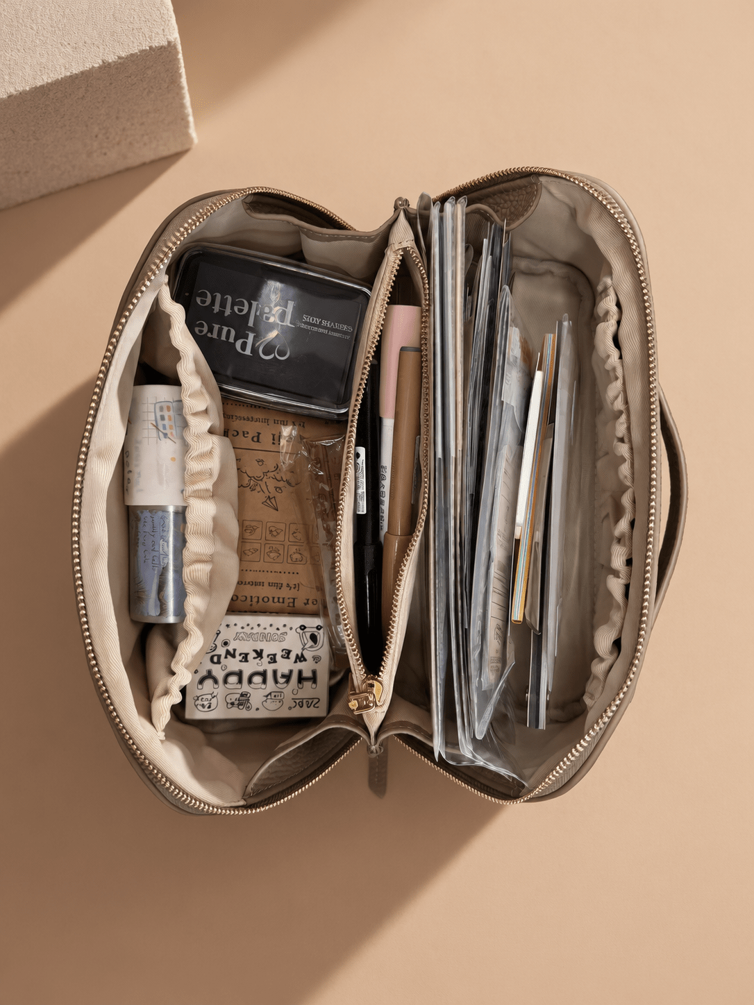 Traveler Leather Organizer Pouch