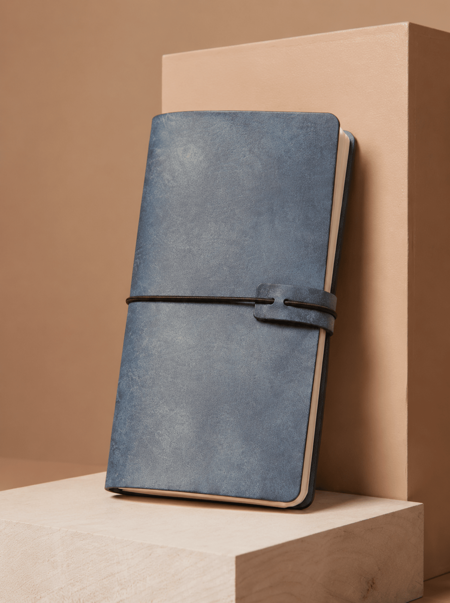 Traveler leather journal